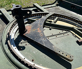 US kulomet Browning cal. 50 Lafeta. Humvee 