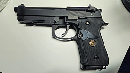 Beretta M9A1 - celokov, CO2, GBB, WE
