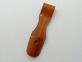 Závěsník na bodák Mauser Wehrmacht hnědý značený RBNr.