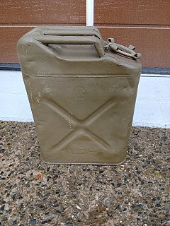 USww2 Kanystr na benzin