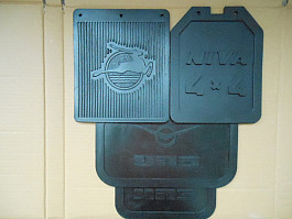 Zástěrky gumové pro auta Uaz, Gaz, Lada / Niva