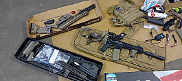Komplet, m4 upgr. Dily, atd