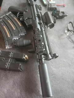 Airsoftový samopal MP5 CYMA