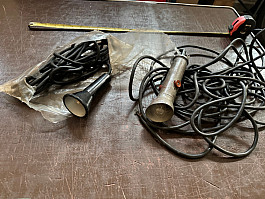 Dvě různé baterky / přenosná světla - výbava ČSLA