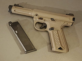 AAP-01 TAN zánovní + příslušenství, doprava zdarma