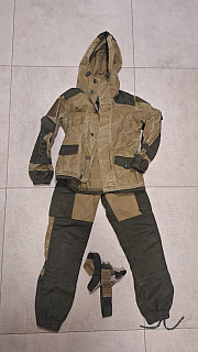 Gorka - dětská souprava velikost 32 postava 134 f. Avtor