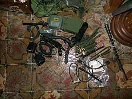 US ARMY AN PRC 125 152 sluchátka PTT  baterky antény redukce vybavení vysílačky 