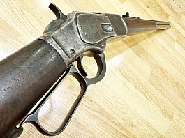 Historická puška Winchester model 1873 cal. .38WCF