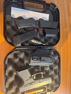 Prodám Glock 43 + příslušenství 