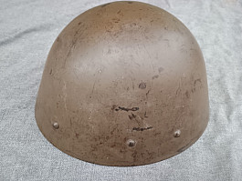 Přilba vz.32 hříbek První republika