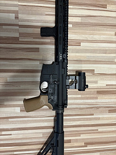 Prodám BCM AR15 od VFC v plynu 