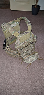 Nosič plátů/Taktická vesta Multicam