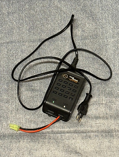 Inteligentní nabíječka NiMH