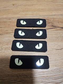 Nášivky na suchý zip tygři oci