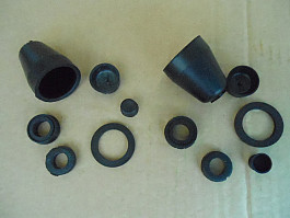 Opravárenská sada na hlavní spojkový válec a hlavní brzdový válec LuAZ 969M, LuAZ 967M Amfibia.