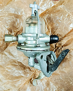 Gaz 69 - palivové čerpadlo se skleničkou - ORIGINÁL