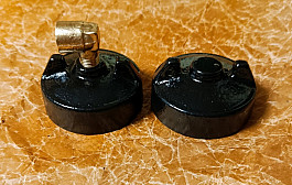 Gaz 69 - uzávěry přídavné nádrže - ORIGINÁL - NOVÉ