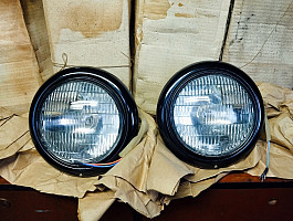 Gaz 69 - přední světla 50. léta - ORIGINÁL - NOVÉ 