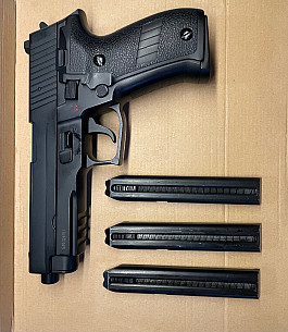 Airsoft AEG pistole CYMA 122