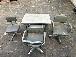 US Army stůl + 2x židle 80. léta