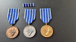 Výsadkář- vyznamenání "MEČE ARMÁDY HROT"