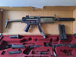 Prodám airsoft elektriku ICS 2007 MP5 (z ICS-71) a nabíječku 
