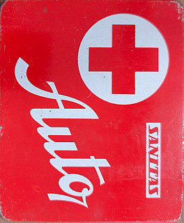 AUTO LÉKÁRNIČKA 1980 UNIKÁTNÍ STAV  Z VÝROBY 