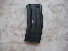 Airsoftový zásobník M4/M16 (KA)