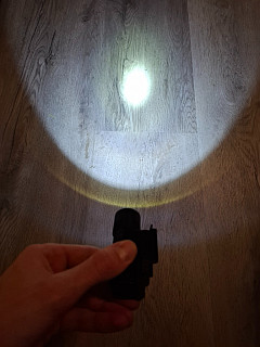 Svítilna vector optic