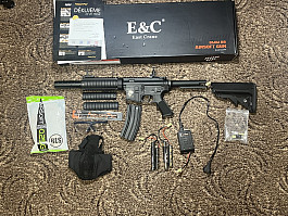 Airsoftová zbraň M4 RIS CQB černá (EC-607)