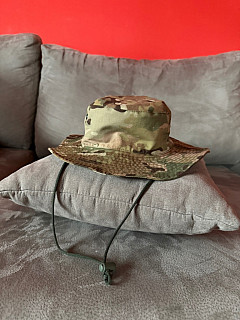 Vojenský klobouk značky Arktis