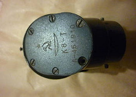 Historický kolimátorový zaměřovač K8-T z letadla IŁ-2