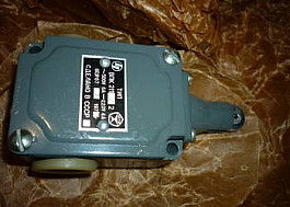 Koncový spínač WPK2111U2