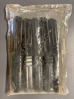 vz.58 kryt vratného ústrojí, nožičky