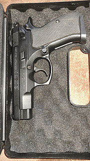 pistole CZ 75 D Compact mod PCR