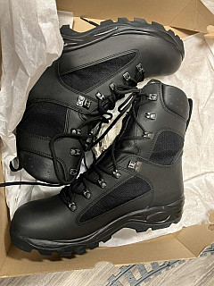 Boty letní lehké 2011. Vel 32. 