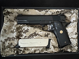 Tokio Marui M.E.U. SOC, plyn blowback (GBB)