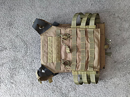 Nosič plátů, vesta JPC olive 