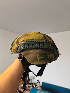 Helma MICH 2000 s potahem vz.95