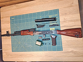 Prodám AK-74 od E&L bez mechaboxu a vnitřní hlavně