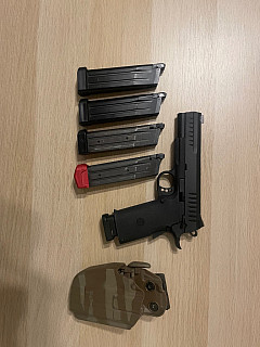 Hi-Capa KJ Works + 4x zásobník