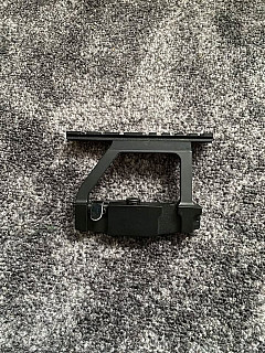 Stranová montáž AK 47/74