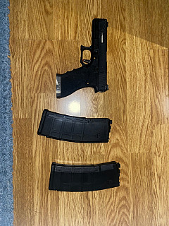 Prodám GBBR ZASOBNÍKY A WE R17