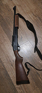 Plynová brokovnice Golden Eagle M8870 pravé dřevo