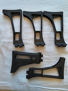 Pažby + drobné díly G36