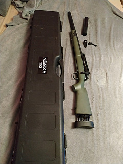 Novritsch SSG 24 + optika + 3x zásobník + čistící kit + kufr