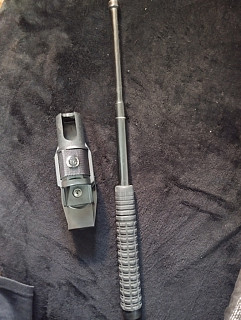 Teleskopický obušek 