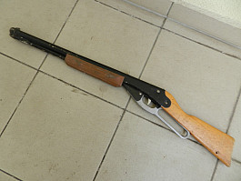 DĚTSKÁ POLOVNICKÁ PUSKA - OMNIA 177 - 60. léta ČSSR