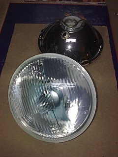 UAZ 469,3151,31512,31514,452,GAZ 66, 69,ARO M461, ZIL ..Svetlá s park.ruska technika a iné n.d.