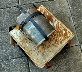 Pruské tele 1866 + ešus tornistra Prusko